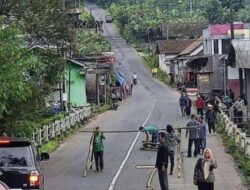 Jembatan Kali Penaraban Desa Dawuhan, Wanayasa Rusak, Tiyang Penyangga Roboh