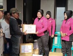 Bakti Sosial Bhayangkari Peduli, Salurkan Bantuan kepada Korban Terdampak Bencana Alam