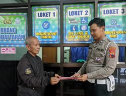 Satlantas Polres Pekalongan Sediakan Loket Khusus Lansia dan Ibu Hamil