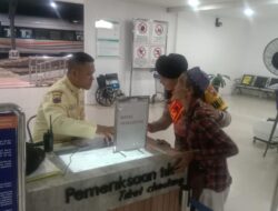 Aksi Humanis Polres Pekalongan: Bantu Lansia Tersesat Pulang ke Semarang
