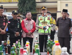 Jelang Nataru, Polres Pekalongan Musnahkan 3.048 Botol Miras Hasil Razia Setahun Terakhir