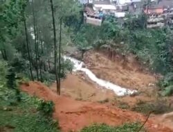 Longsor di Lebakbarang Pekalongan, Dua Jalur Desa Terputus Total