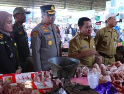 Jelang Idul Fitri 2026, Kapolres Bersama Pemkab Pekalongan Cek Harga dan Stok Sembako di Pasar Kajen