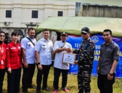 KOMANDAN KODAERAL III HADIR DI TENGAH KORBAN KEBAKARAN KEMAYORAN, WUJUD NYATA TNI AL BERSAMA RAKYAT
