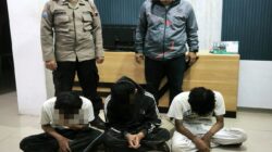 Diduga Hendak Tawuran, Tiga Remaja Bersenjata Tajam Diamankan Warga dan Diserahkan ke Polsek Wiradesa